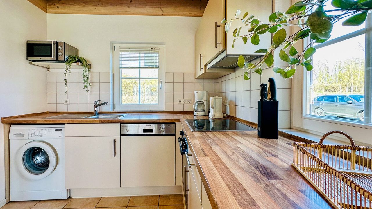 Küche / Küchenzeile Küche / Küchenzeile